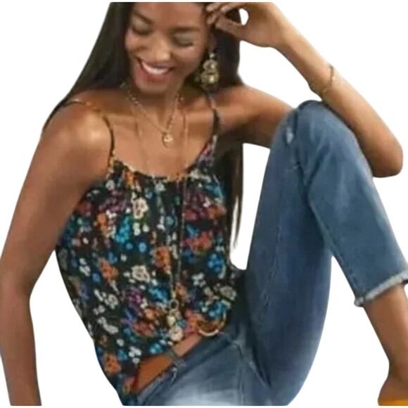 CAbi #5599 "Carefree Cami" Floral Adjustable Straps Top Size M - Picture 6 of 8
